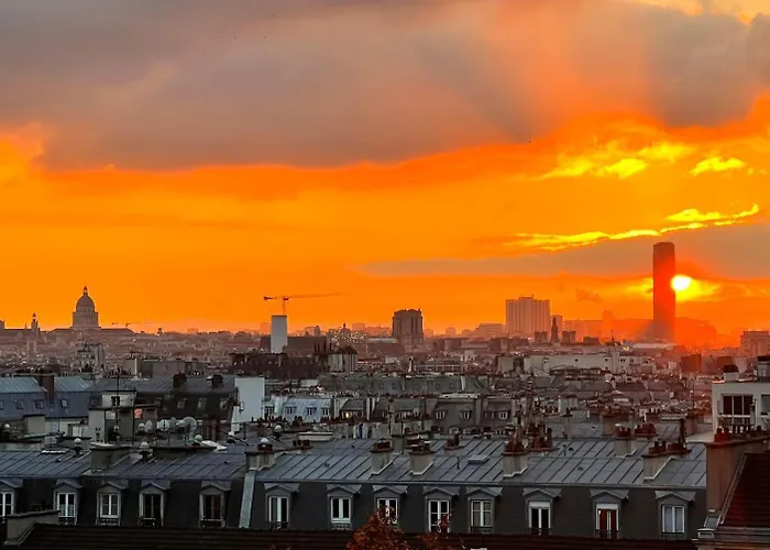 Rooms With Fabulous View On Paris Roofs